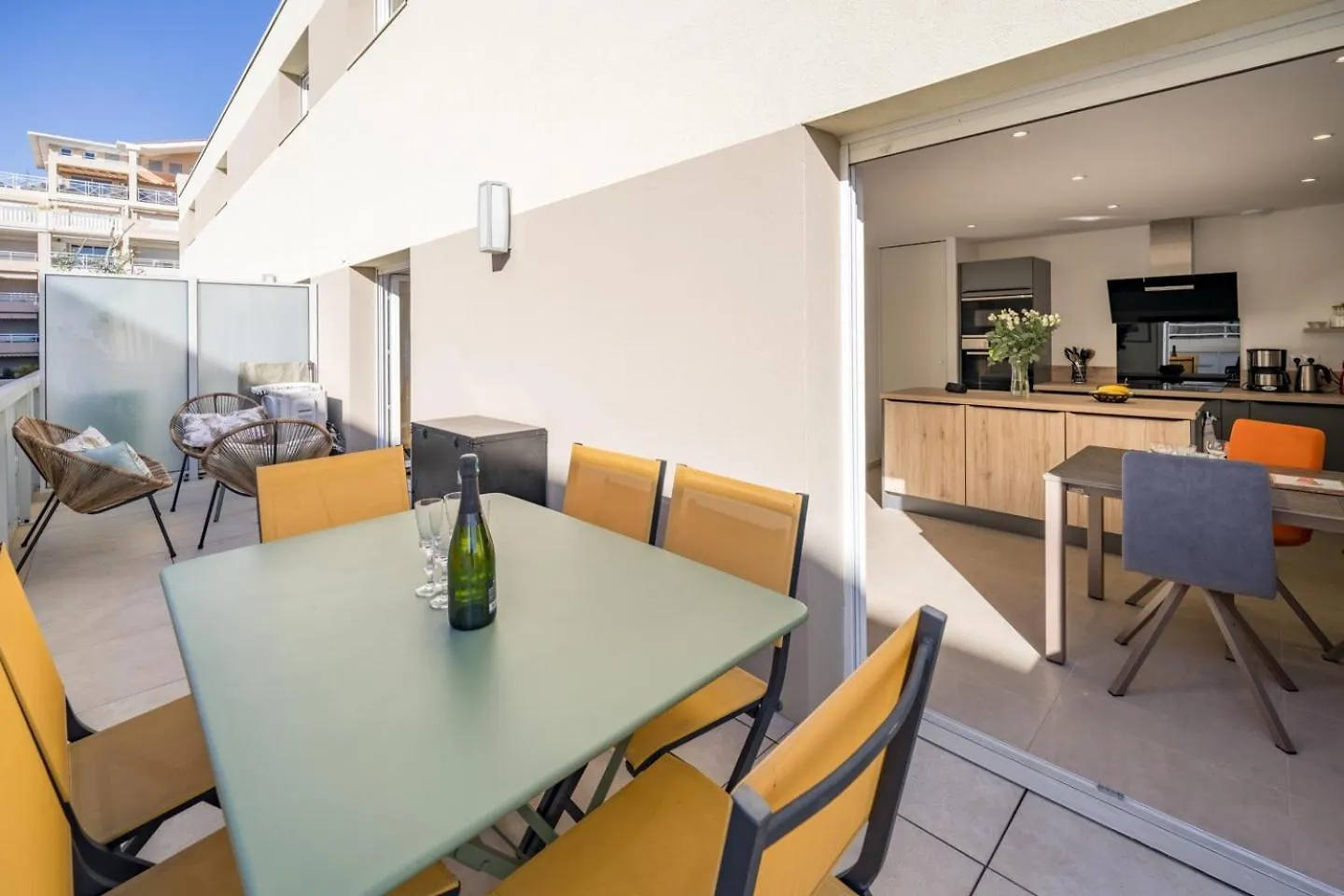 Les Voiles D Azur, Duplex Moderne Avec Vue Sur Le Port Et La Mer, A 2 Minutes Des Plages فالوريس